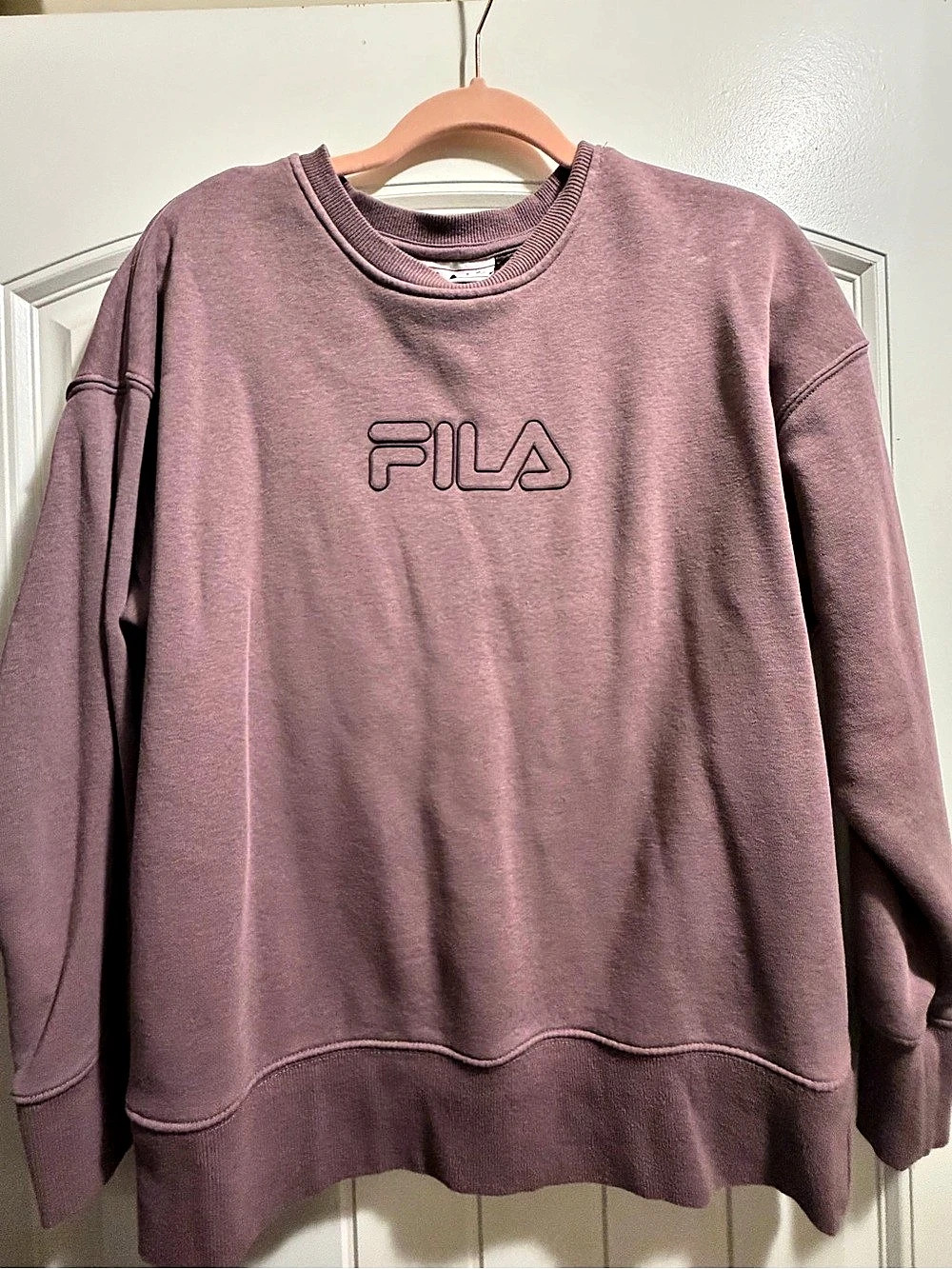 FILA Crewneck Sweatshirt in Purple Size Medium Like New